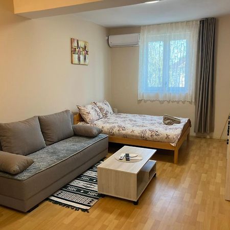 Apartment Sladana I Luna Subotica Eksteriør bilde