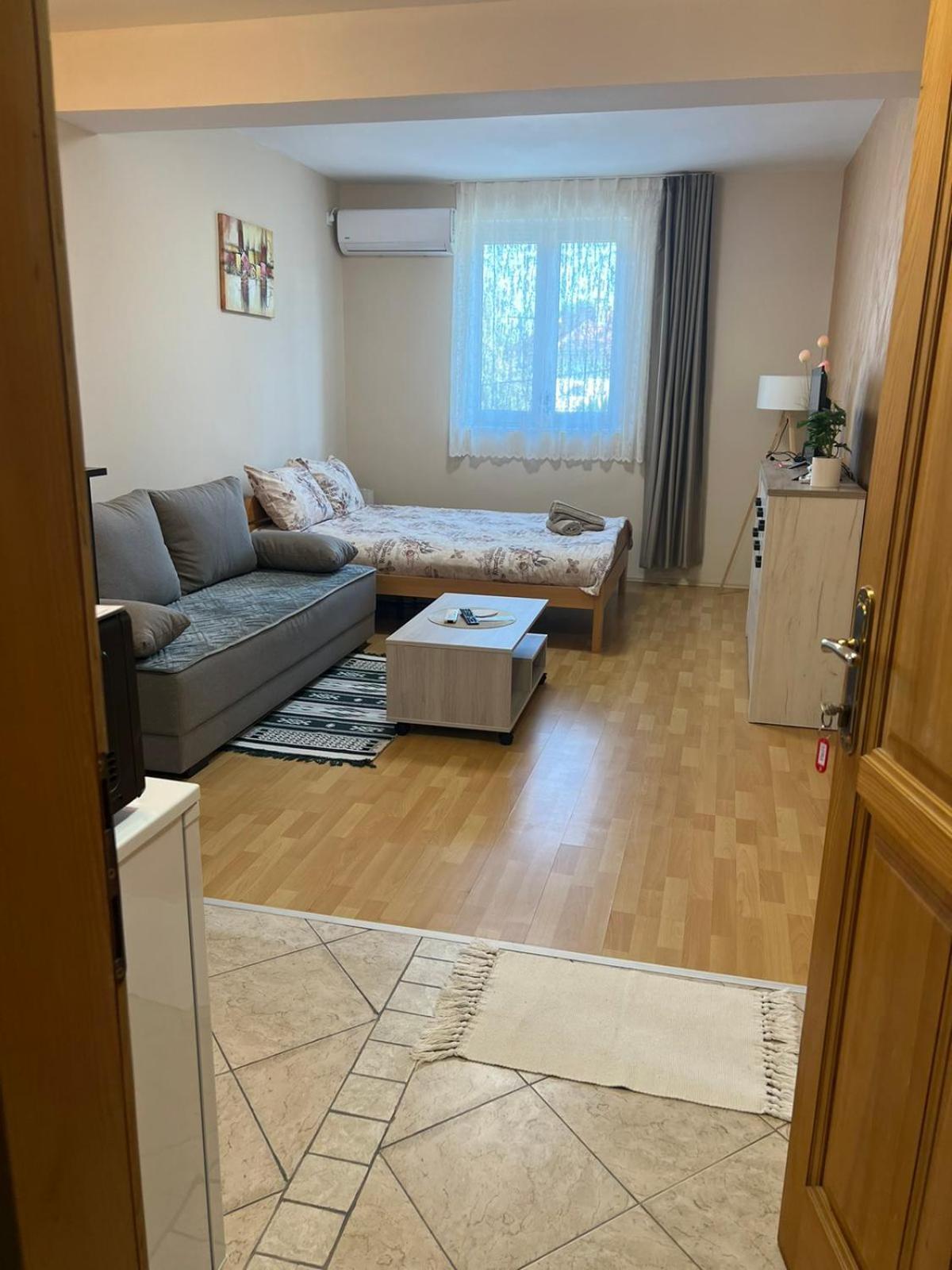Apartment Sladana I Luna Subotica Eksteriør bilde