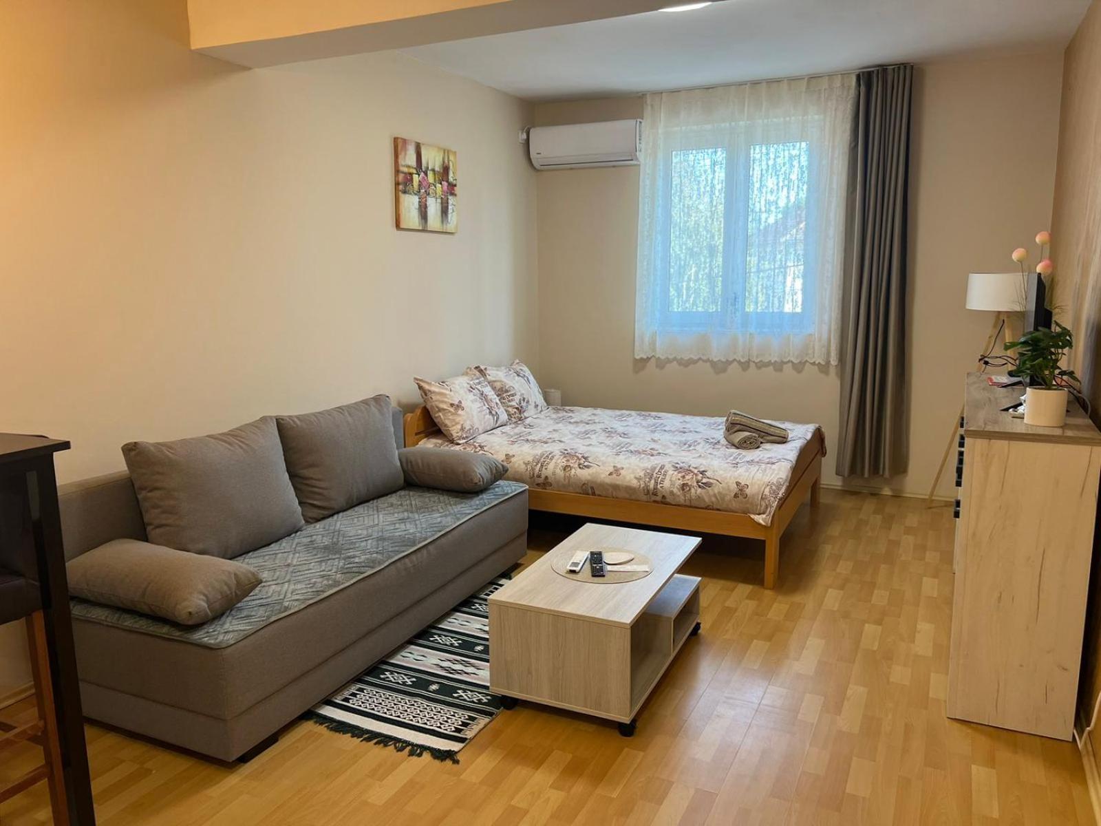 Apartment Sladana I Luna Subotica Eksteriør bilde